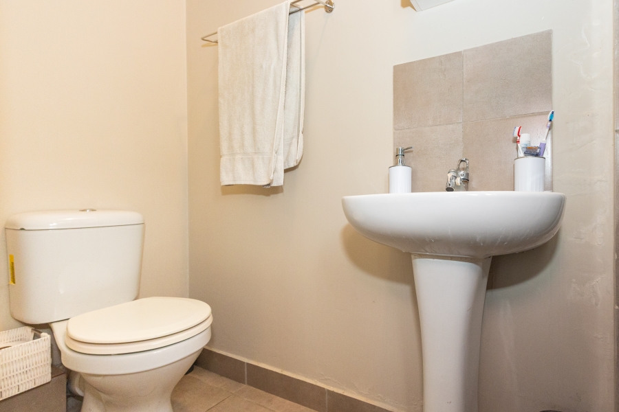 2 Bedroom Property for Sale in Protea Heights Western Cape